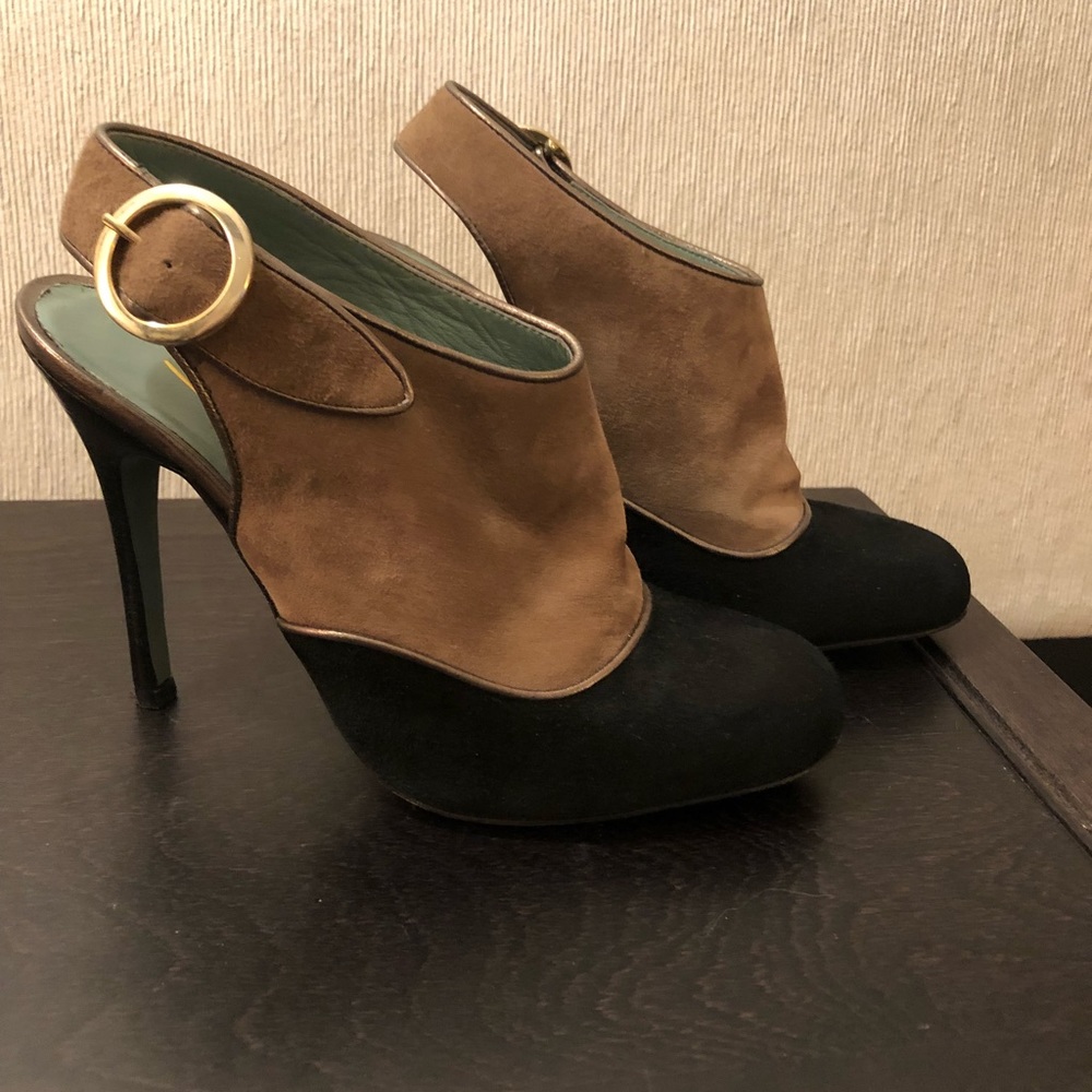 Black and Tan sling backs